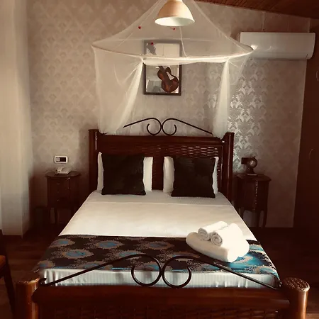 Ata Boutique Çeşme